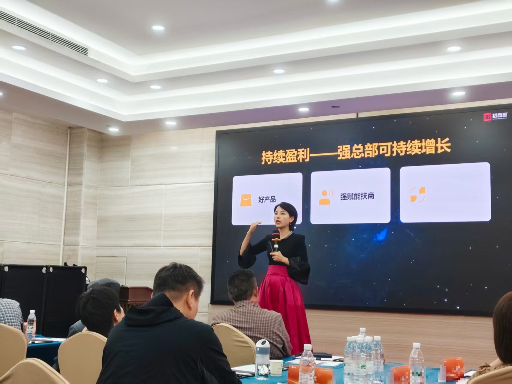 如何让投资者主动追着你投钱？
